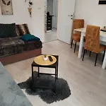 Suzana 1br Apartment *